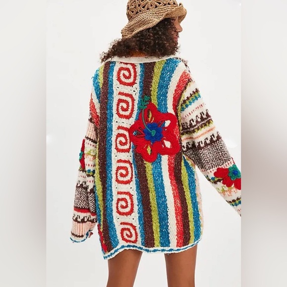 Free People Terry Towel Cardigan Chunky Floral Applique Buttons Oversized - Picture 2 of 7